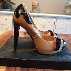 L.A.M.B. High Heel Size 8.5